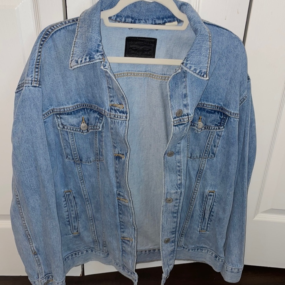 Levis oversized denim jacket size medium